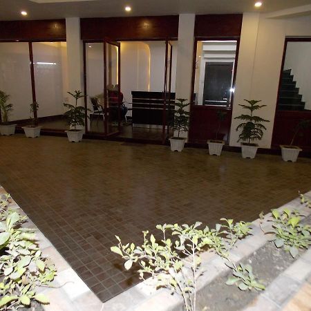 Nutan Hotel Balrampur Luaran gambar